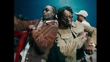 영상 썸네일 Busy
