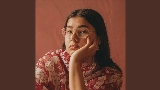 영상 썸네일 Tell Me Why