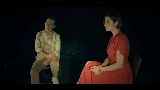 영상 썸네일 Sen Bir Aysın