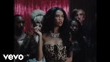 영상 썸네일 Don't Remind Me (with Anderson .Paak)