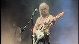 영상 썸네일 Mesmerized