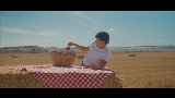 영상 썸네일 LA VIDA ES TAN BONITA