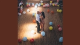 영상 썸네일 Stranger (feat. Anthony Ramos)