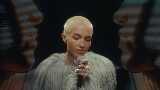 영상 썸네일 100