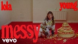 영상 썸네일 Messy