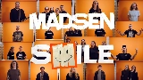 영상 썸네일 Smile