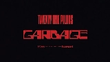 영상 썸네일 Garbage