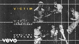 영상 썸네일 Victim
